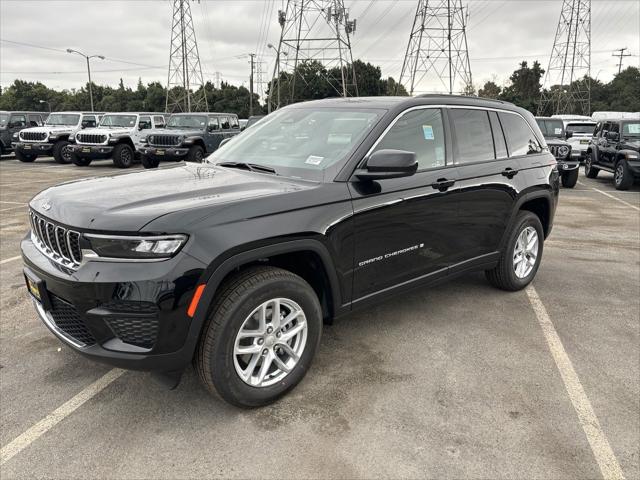 2025 Jeep Grand Cherokee GRAND CHEROKEE LAREDO X 4X2
