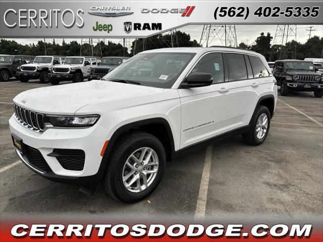 2025 Jeep Grand Cherokee GRAND CHEROKEE LAREDO X 4X2
