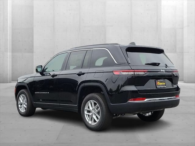 2025 Jeep Grand Cherokee GRAND CHEROKEE LAREDO X 4X2