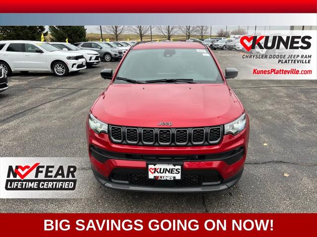 2025 Jeep Compass COMPASS LATITUDE 4X4