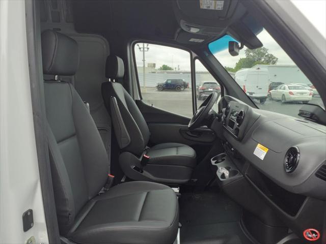2025 Mercedes-Benz Sprinter 2500 Standard Roof 4-Cyl Diesel