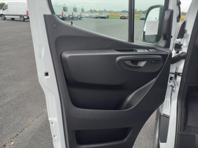 2025 Mercedes-Benz Sprinter 2500 Standard Roof 4-Cyl Diesel