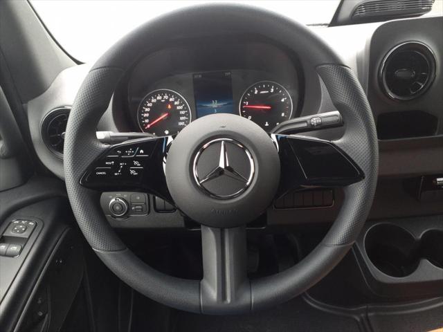 2025 Mercedes-Benz Sprinter 2500 Standard Roof 4-Cyl Diesel