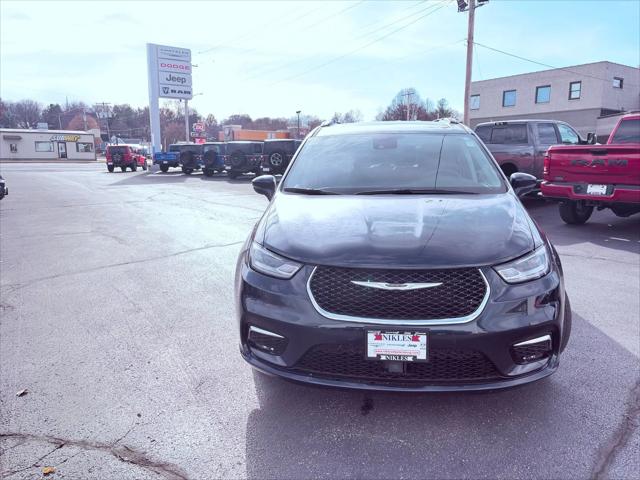 2022 Chrysler Pacifica Touring L 2022 Chrysler Pacifica Touring L