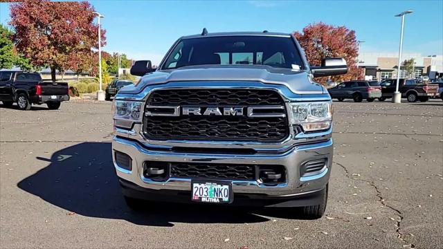 2022 RAM 3500 Tradesman Crew Cab 4x4 64 Box