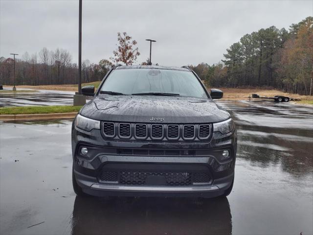 2025 Jeep Compass COMPASS LATITUDE 4X4