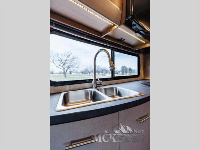 2019 Mercedes-Benz Sprinter 3500 High Roof V6