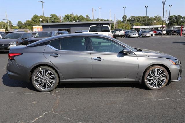 2025 Nissan Altima SL FWD
