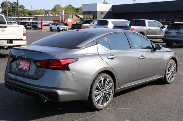 2025 Nissan Altima SL FWD