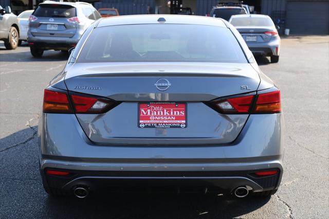 2025 Nissan Altima SL FWD