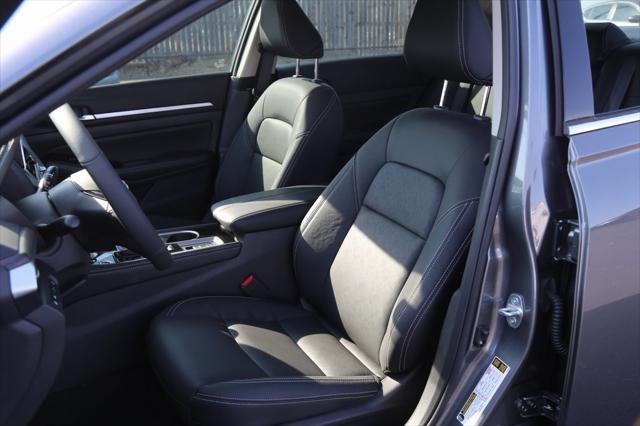 2025 Nissan Altima SL FWD