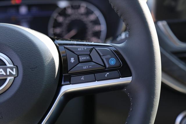 2025 Nissan Altima SL FWD