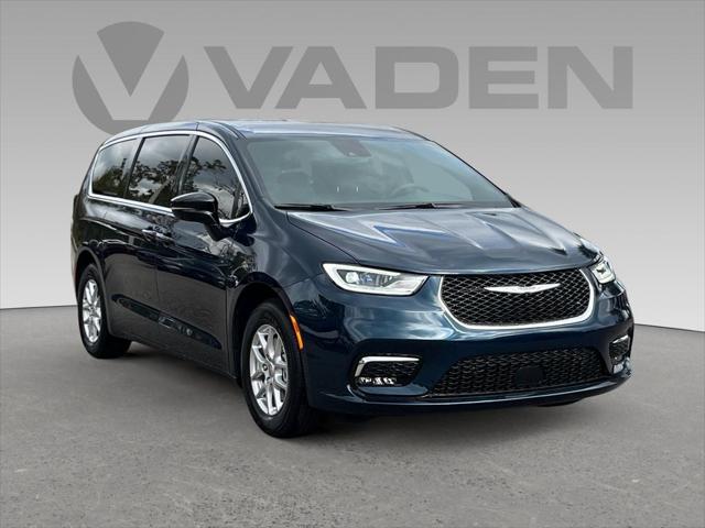 2025 Chrysler Pacifica PACIFICA SELECT