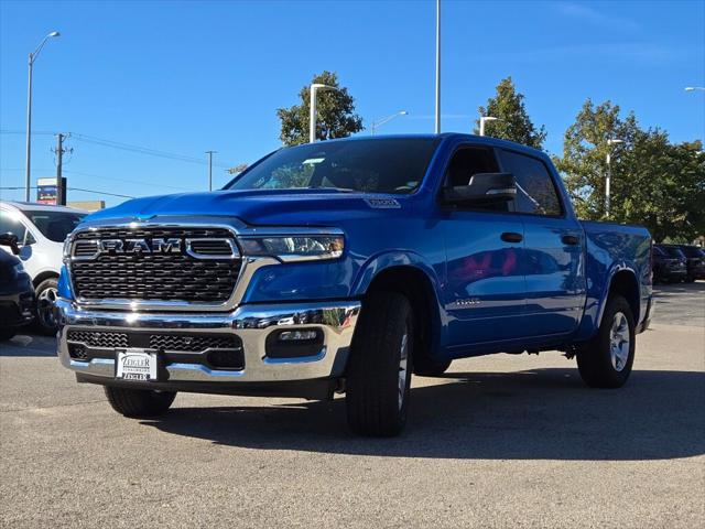 2025 RAM Ram 1500 RAM 1500 BIG HORN CREW CAB 4X4 57 BOX