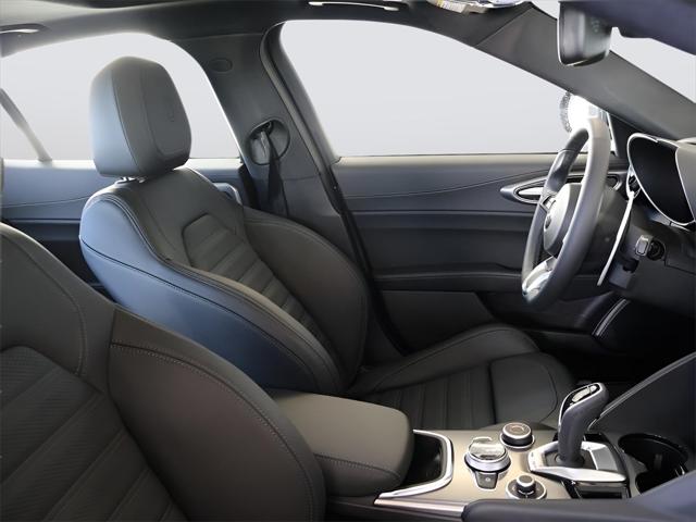 2025 Alfa Romeo Giulia GIULIA AWD