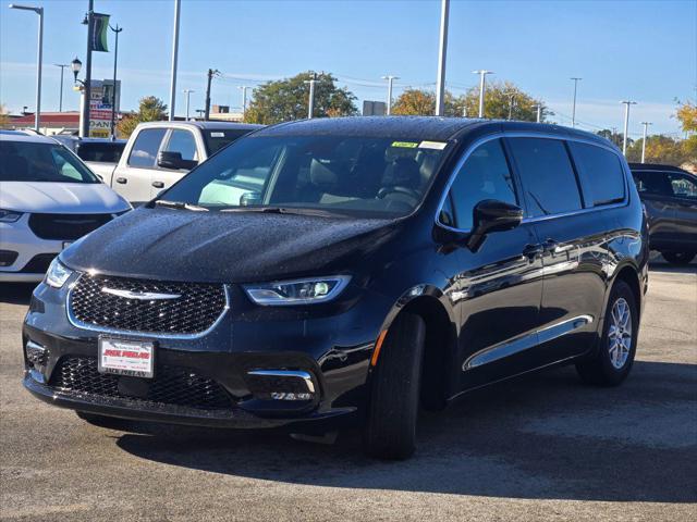 2025 Chrysler Pacifica PACIFICA SELECT