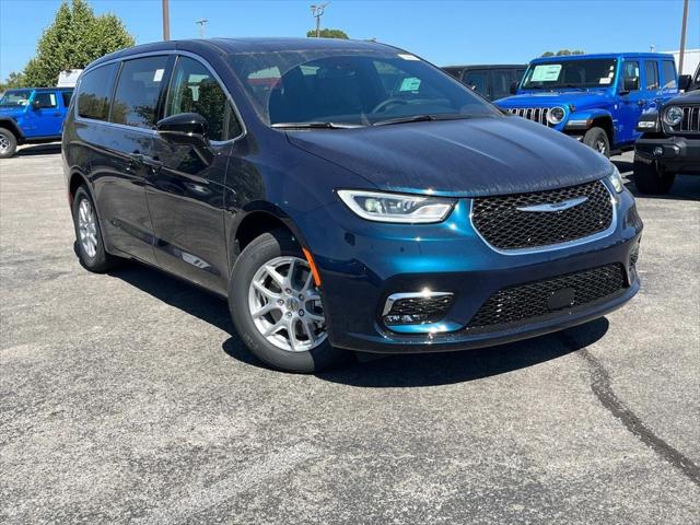 2025 Chrysler Pacifica PACIFICA SELECT