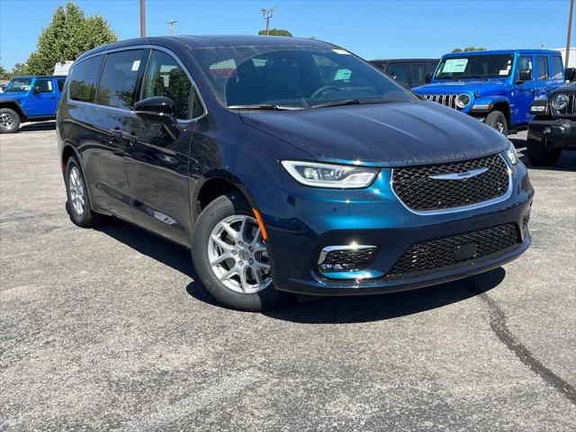 2025 Chrysler Pacifica PACIFICA SELECT