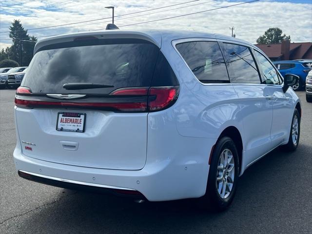 2025 Chrysler Pacifica PACIFICA SELECT