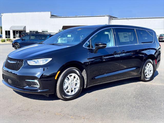 2025 Chrysler Pacifica PACIFICA SELECT