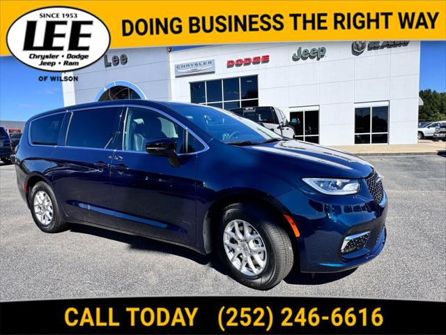 2025 Chrysler Pacifica PACIFICA SELECT