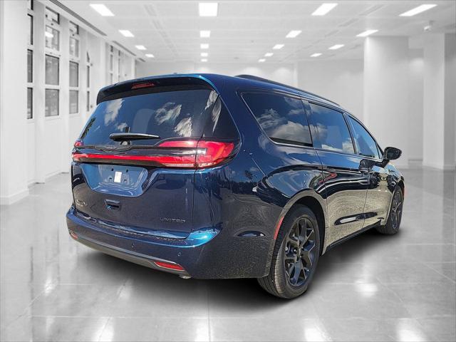 2025 Chrysler Pacifica PACIFICA LIMITED