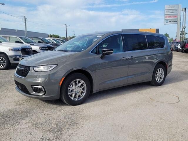 2025 Chrysler Pacifica PACIFICA SELECT