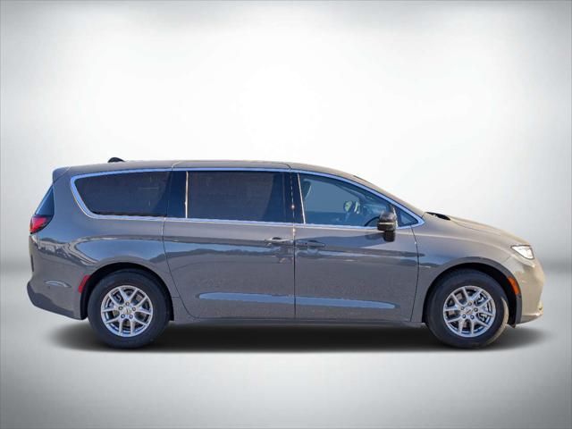 2025 Chrysler Pacifica PACIFICA SELECT