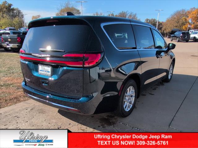 2025 Chrysler Pacifica PACIFICA SELECT