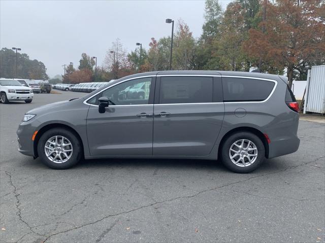 2025 Chrysler Pacifica PACIFICA SELECT