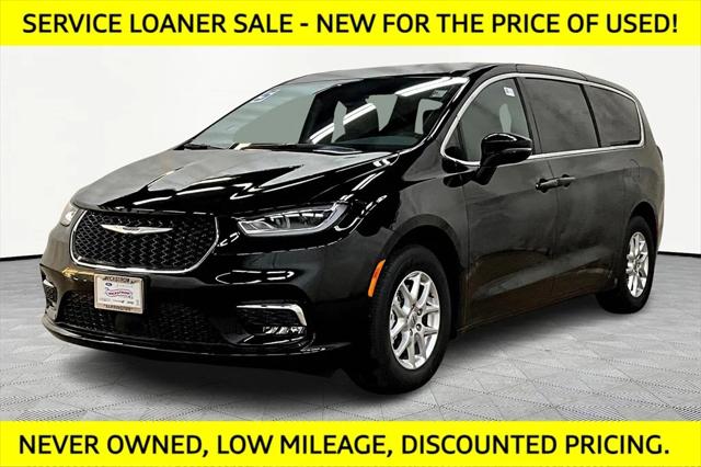2025 Chrysler Pacifica PACIFICA SELECT