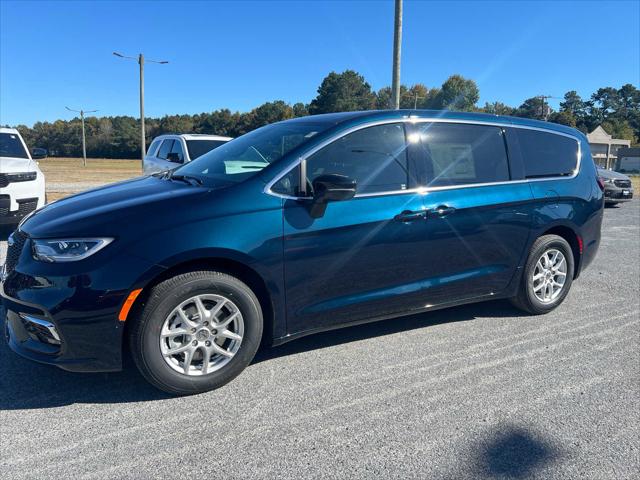 2025 Chrysler Pacifica PACIFICA SELECT