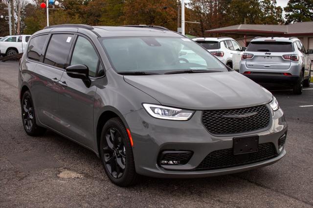 2025 Chrysler Pacifica PACIFICA LIMITED