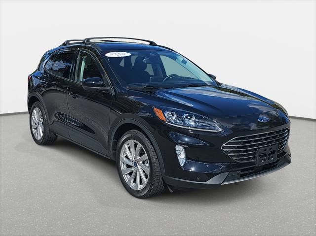 2022 Ford Escape Titanium Hybrid