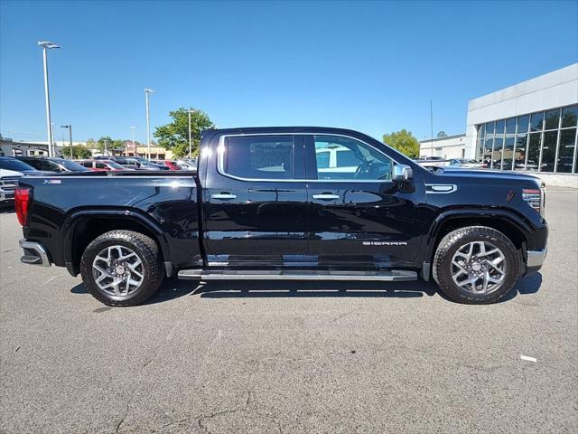 2022 GMC Sierra 1500 4WD Crew Cab Short Box SLT