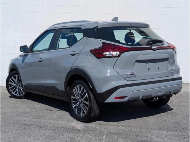 2022 Nissan Kicks SV Xtronic CVT