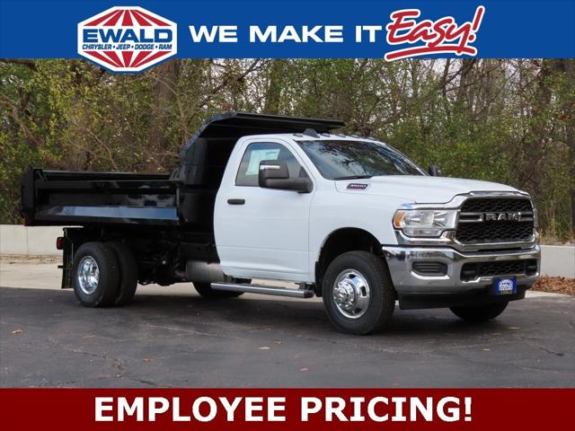 2024 RAM Ram 3500 Chassis Cab RAM 3500 TRADESMAN CHASSIS REGULAR CAB 4X4 84 CA