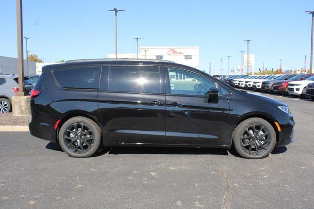 2025 Chrysler Pacifica PACIFICA LIMITED 2025 Chrysler Pacifica PACIFICA LIMITED