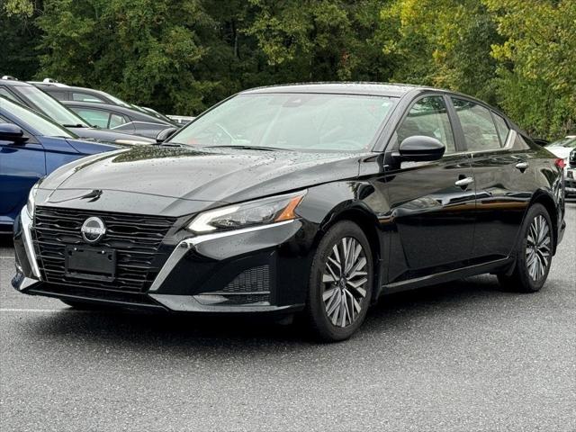 2023 Nissan Altima SV FWD