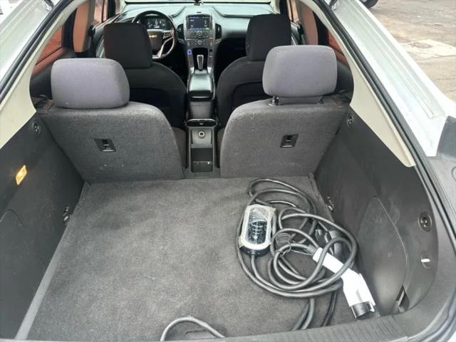 2015 Chevrolet Volt Sedan 4D