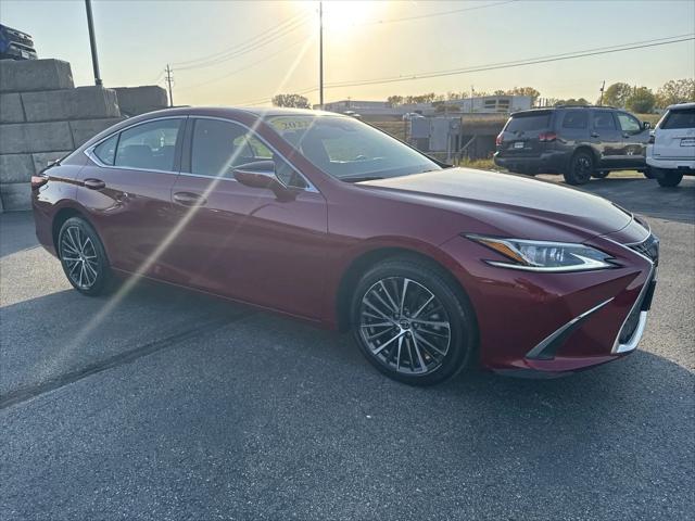 2022 Lexus ES 250