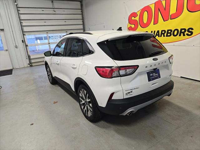 2020 Ford Escape Titanium Hybrid