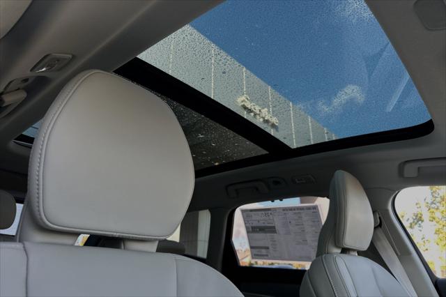 2025 Volvo V90 Cross Country Ultra, B6 AWD Gas (mild hybrid)