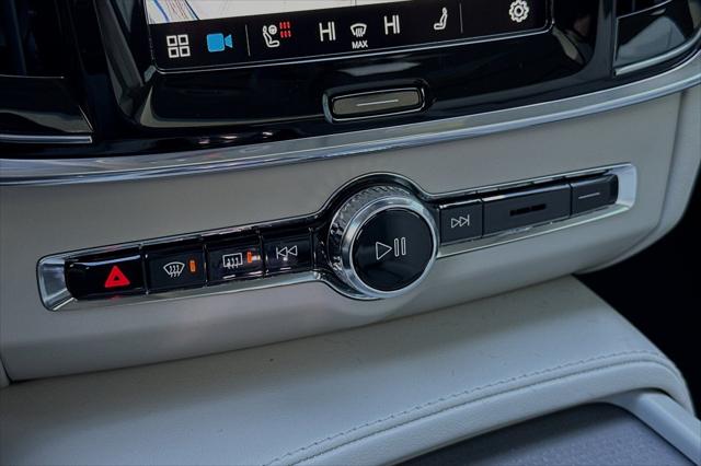 2025 Volvo V90 Cross Country Ultra, B6 AWD Gas (mild hybrid)