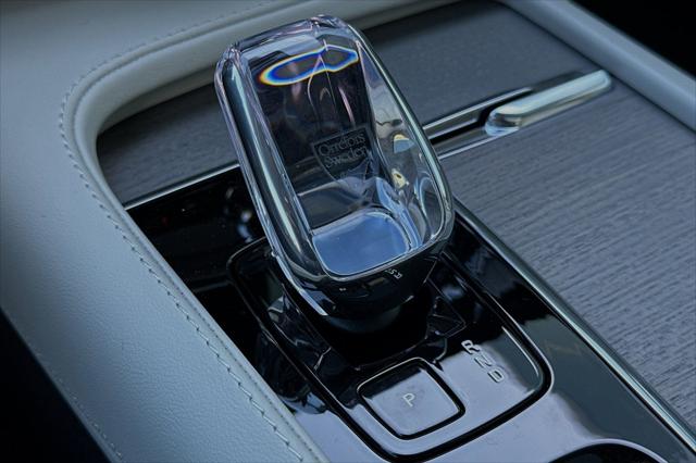 2025 Volvo V90 Cross Country Ultra, B6 AWD Gas (mild hybrid)