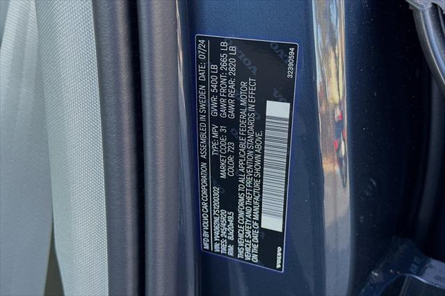2025 Volvo V90 Cross Country Ultra, B6 AWD Gas (mild hybrid)