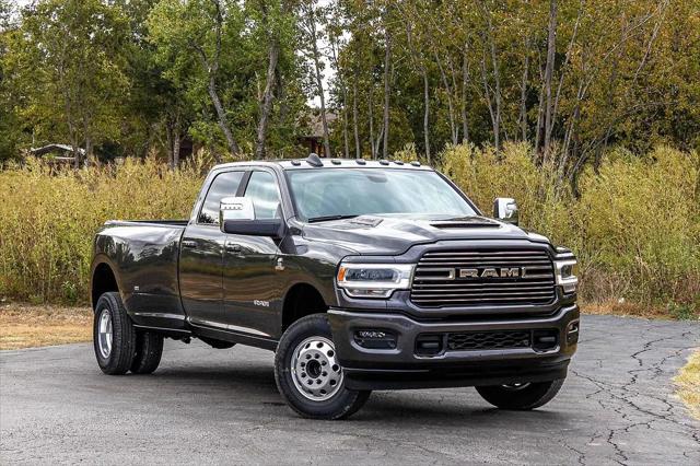 2024 RAM Ram 3500 RAM 3500 LARAMIE CREW CAB 4X4 8 BOX