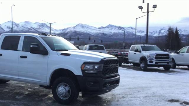 2024 RAM Ram 3500 Chassis Cab RAM 3500 TRADESMAN CREW CAB CHASSIS 4X4 60 CA