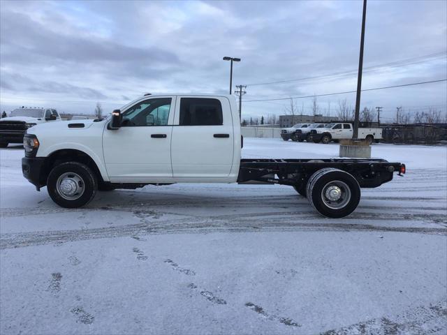2024 RAM Ram 3500 Chassis Cab RAM 3500 TRADESMAN CREW CAB CHASSIS 4X4 60 CA