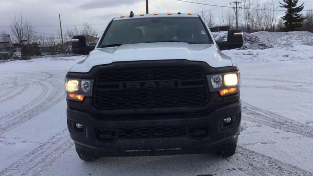 2024 RAM Ram 3500 Chassis Cab RAM 3500 TRADESMAN CREW CAB CHASSIS 4X4 60 CA